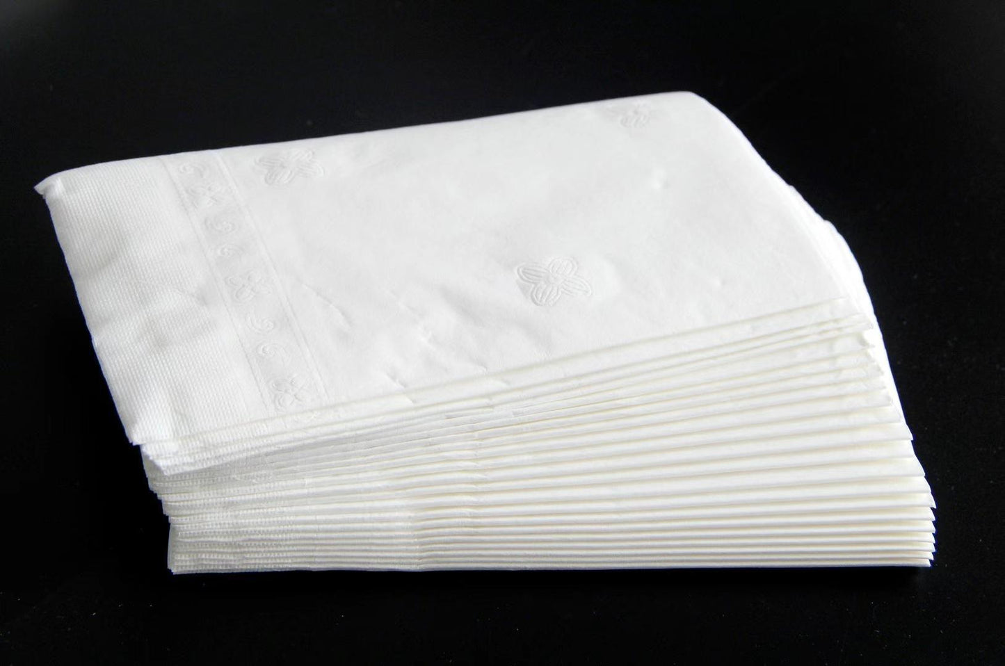 White 2-Ply Dinner Napkins 3000 pieces